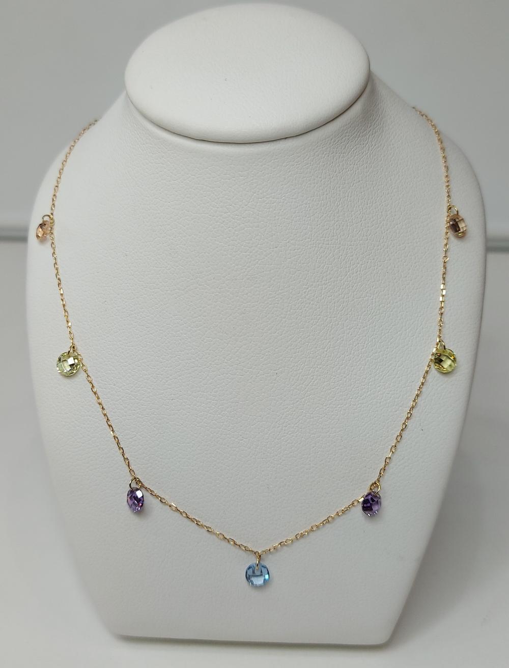 Collar d' or amb pedra de color